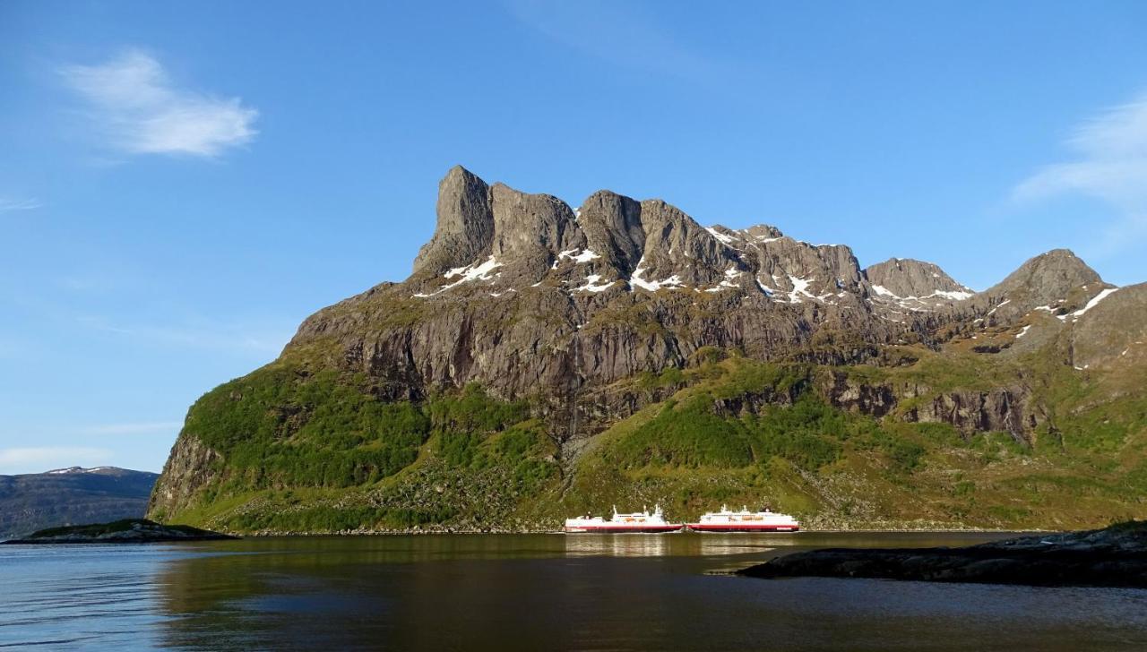 Bremanger Fjord Hotell Svelgen Exterior foto